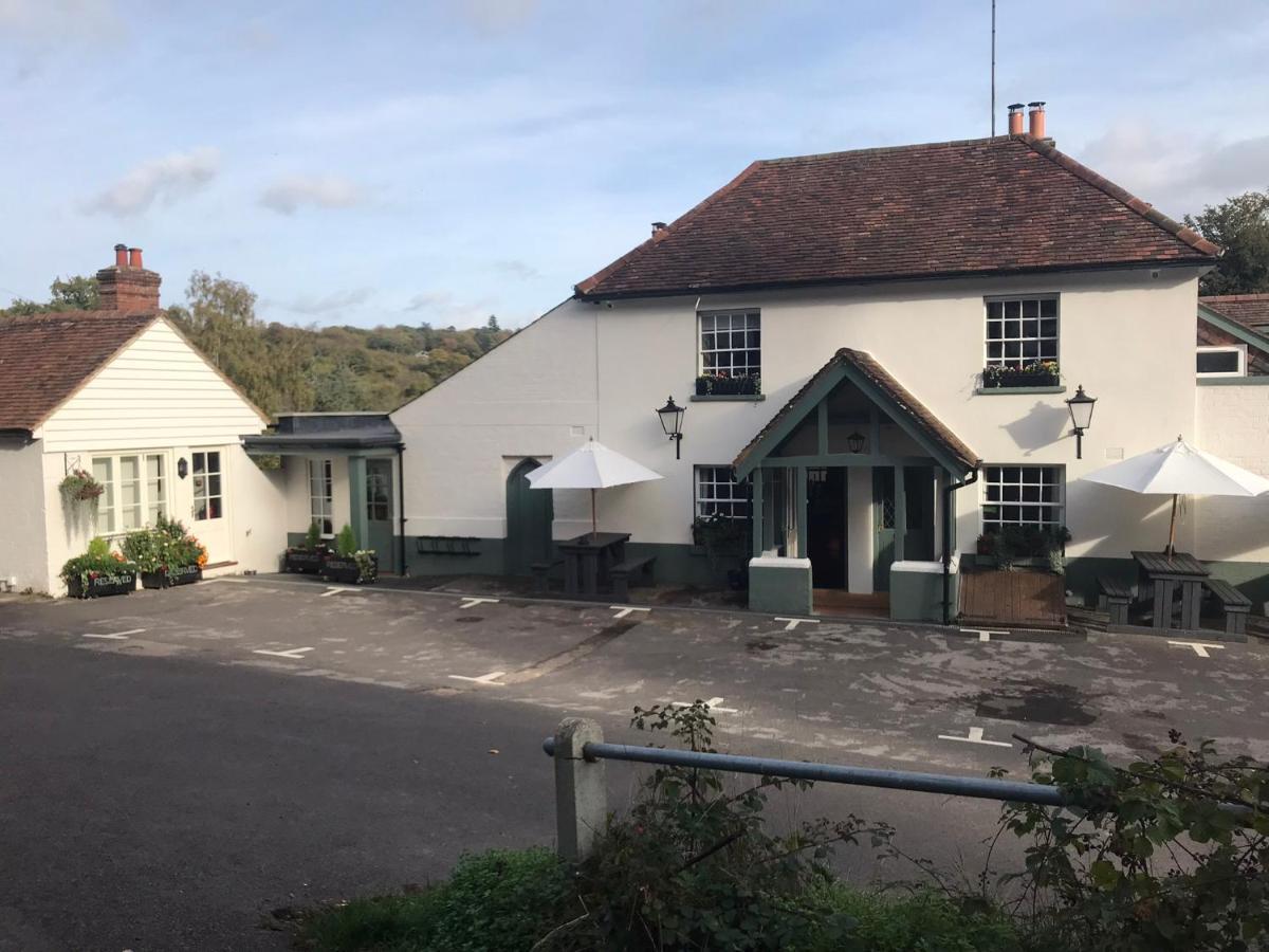 The Kings Head Dorking Exterior foto